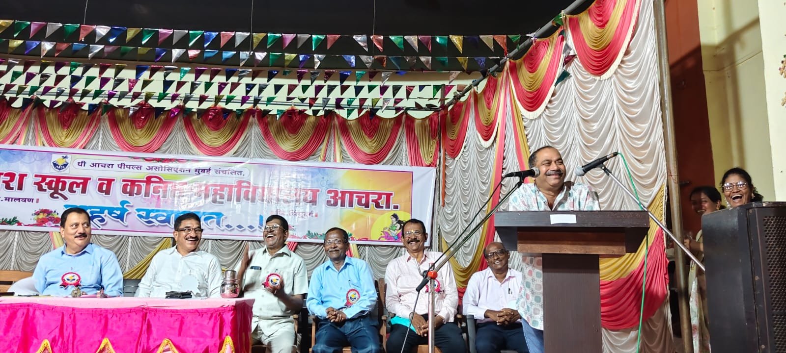 संवाद,संस्कार आणि शिक्षणाचे नाते जपा – साहित्यिक अजय कांडर