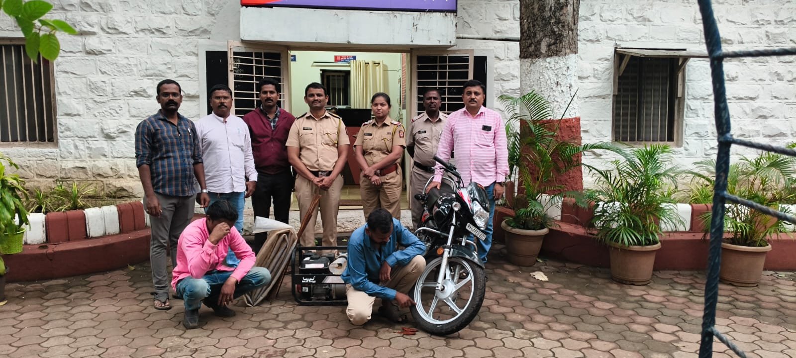 सांगली ग्रामीण पोलिसांची धडाकेबाज कारवाई : सांडपाणी योजनेवरील साहित्य चोरी करणारी टोळी जेरबंद; ₹६९ हजारांचा मुद्देमाल जप्त