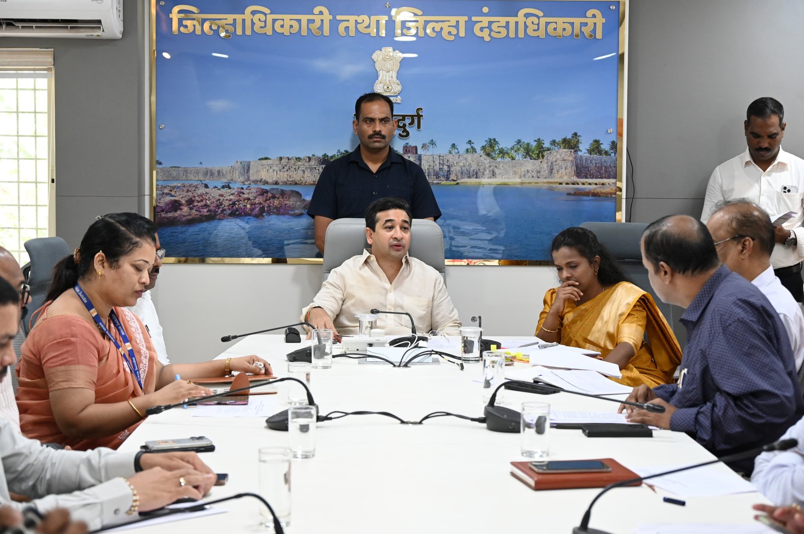 महसूल विभाग हा शासन आणि जनतेमधील विश्वासाचा मजबूत दुवा पालकमंत्री नितेश राणे