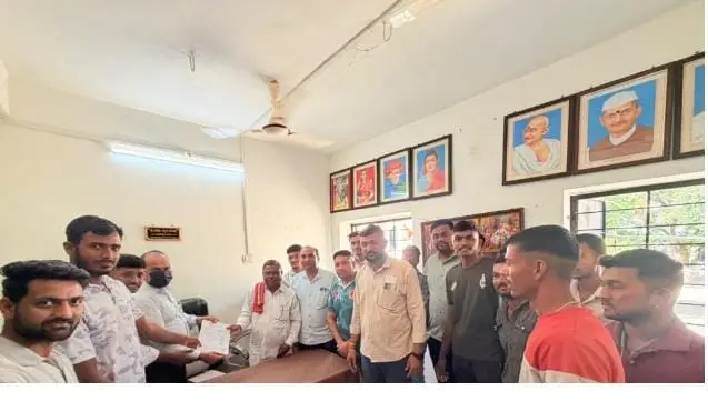 *कोळगावात महात्मा फुले स्मारकासाठी जागा द्या ग्रामस्थांचा इशारा*