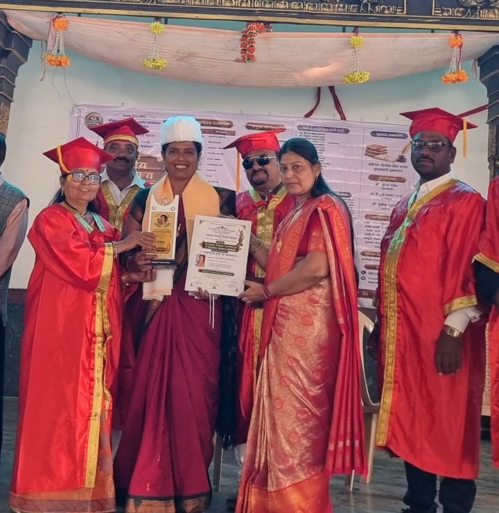 सामाजिक कार्यकर्त्या राजश्री जाधव यांना बेळगावात 'छत्रपती शिवाजी महाराज प्रेरणा राष्ट्रीय पुरस्कार' प्रदान