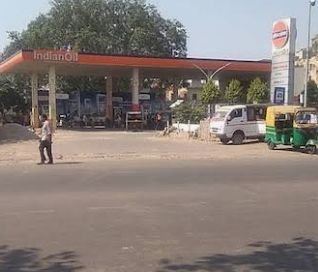 पेट्रोल-डिझेल दरवाढीने आर्थिक कोंडीचे संकट