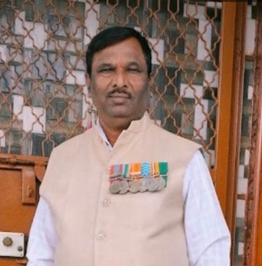 माजी सैनिक नायब सुभेदार पोपट शिंगाडे यांना 'सैनिक रत्न पुरस्कार २०२६' जाहीर