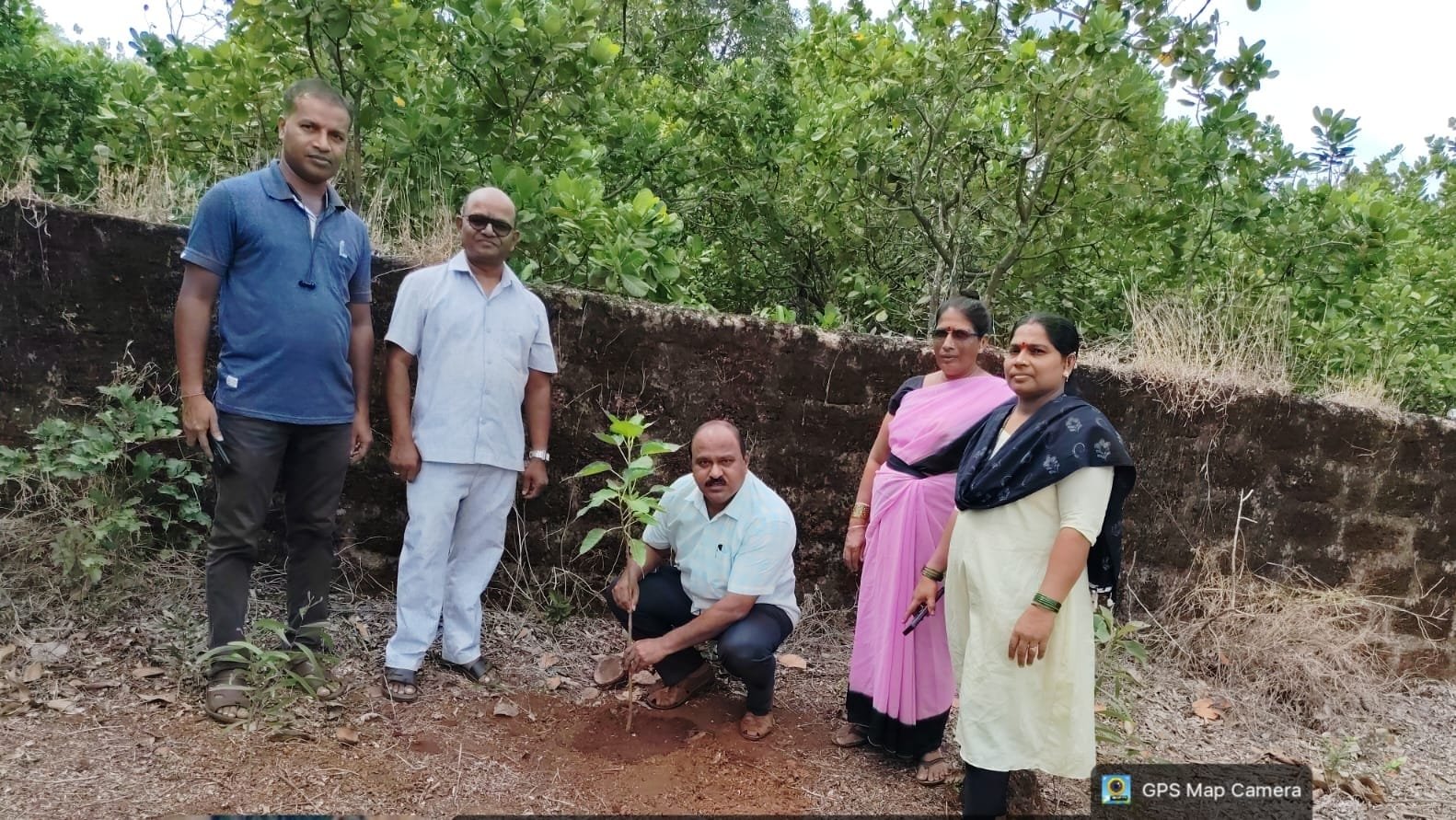 शिडवणे नं. १ शाळेत जागतिक पर्यावरण दिनानिमित्त वृक्षारोपण संपन्न!