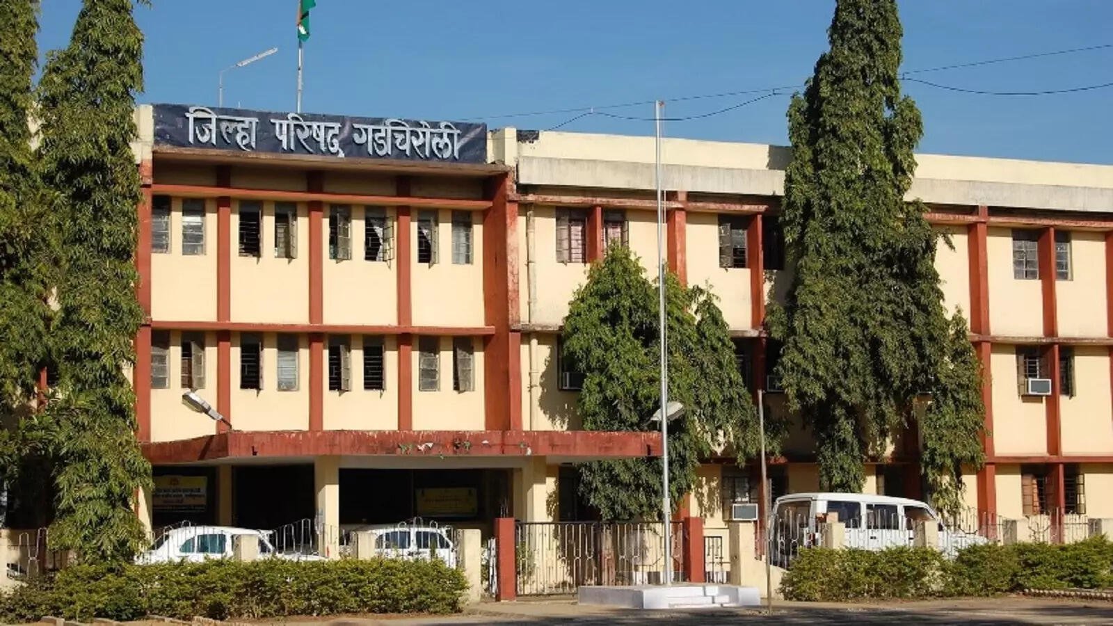 मुख्यमंत्र्यांसारखा 'सीईओ'चा आदेश, पण चौकशी समितीने दाखवला ठेंगा!
