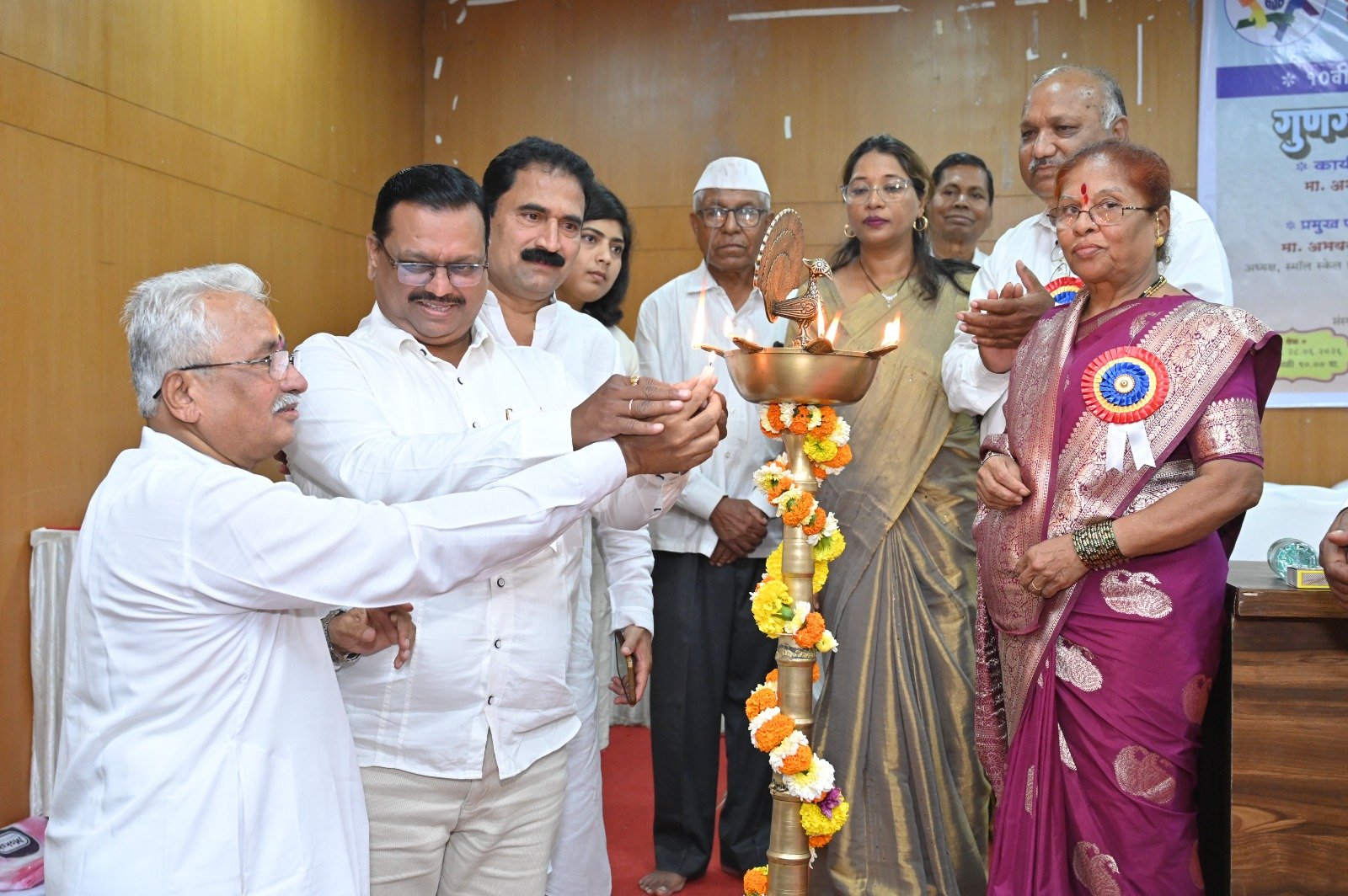होलार समाज संस्थेकडून गुणवंत विद्यार्थी, उद्योजक आणि नारीशक्तीचा गौरव
