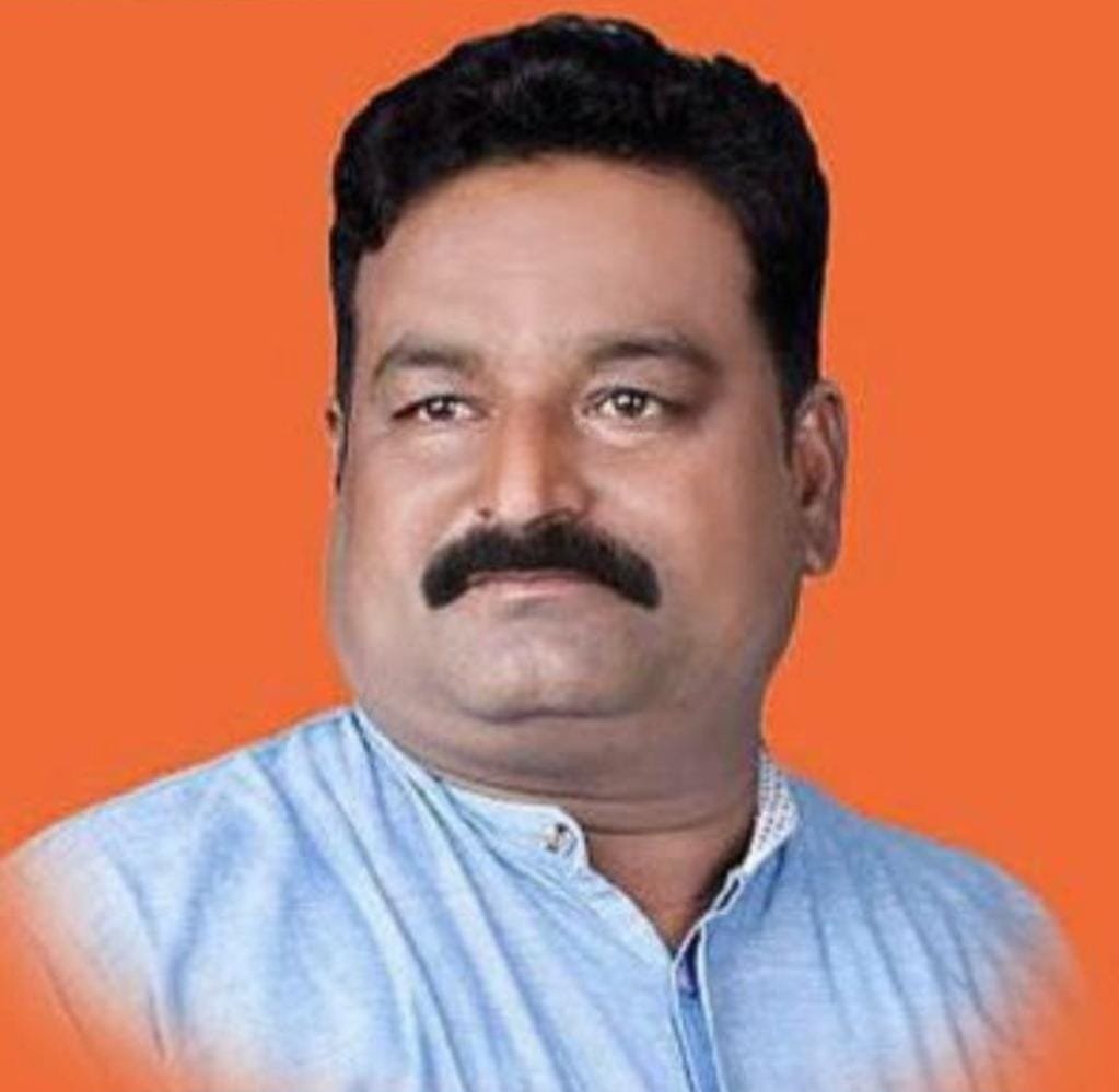जिल्हा परिषदेच्या स्वीकृत सदस्यपदासाठी शिवसेनेकडून महादेव हिंगमिरे यांच्या नावाची जोरदार चर्चा